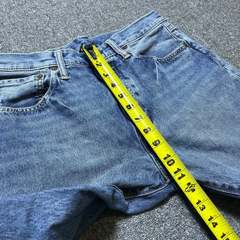 Levis inseam 31